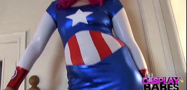  Cosplay Marvel Miss America